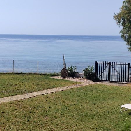 Sea Esta Holiday Home Nea Skioni Buitenkant foto